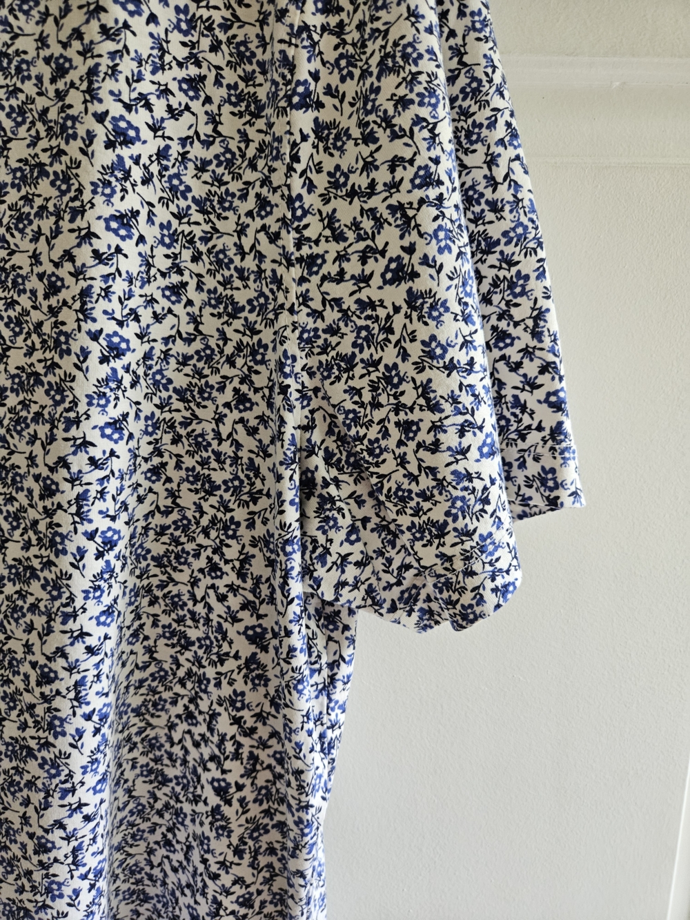 Mens Calvin Klein Liquid Touch Blue Floral Polo Shirt L